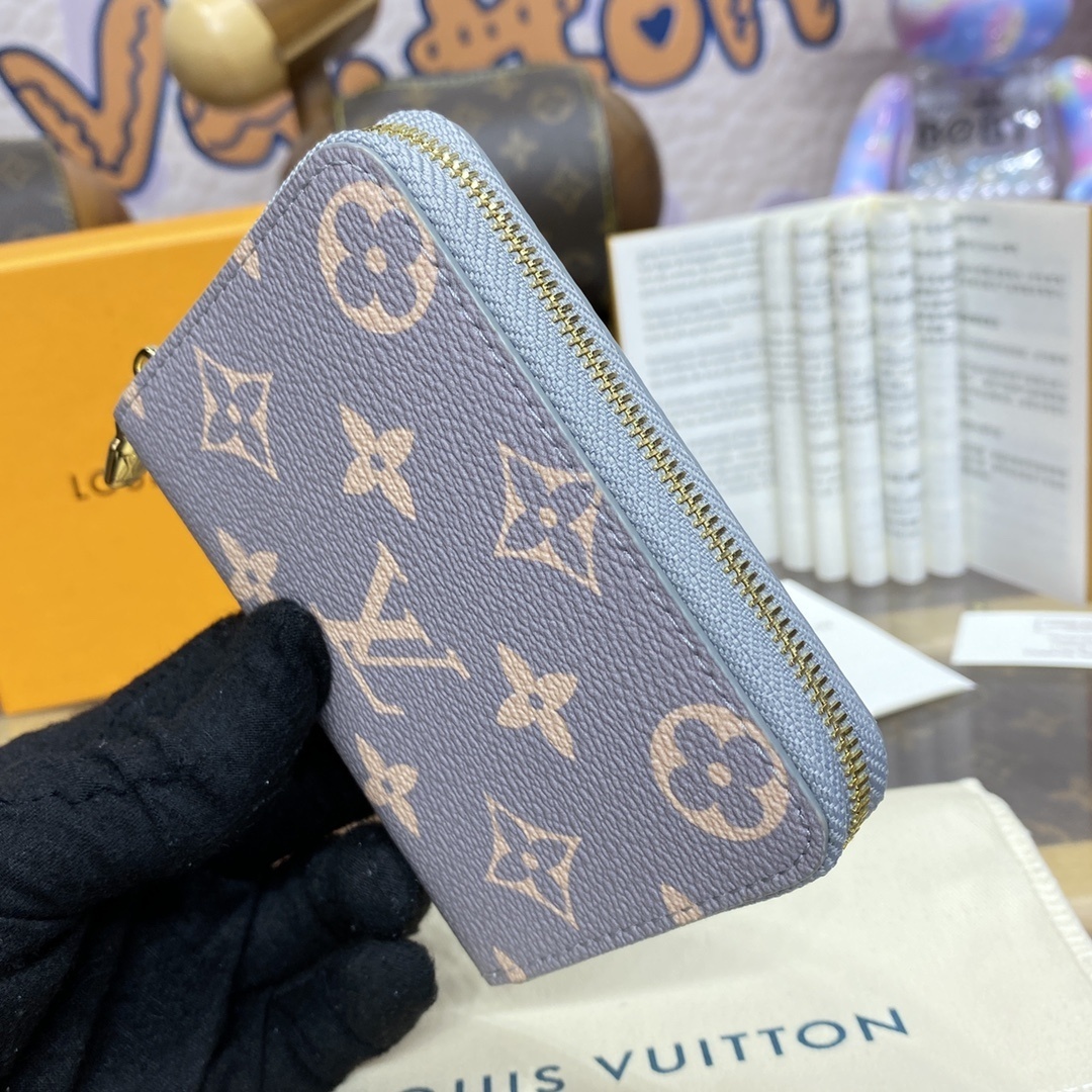 LV wallet M69787