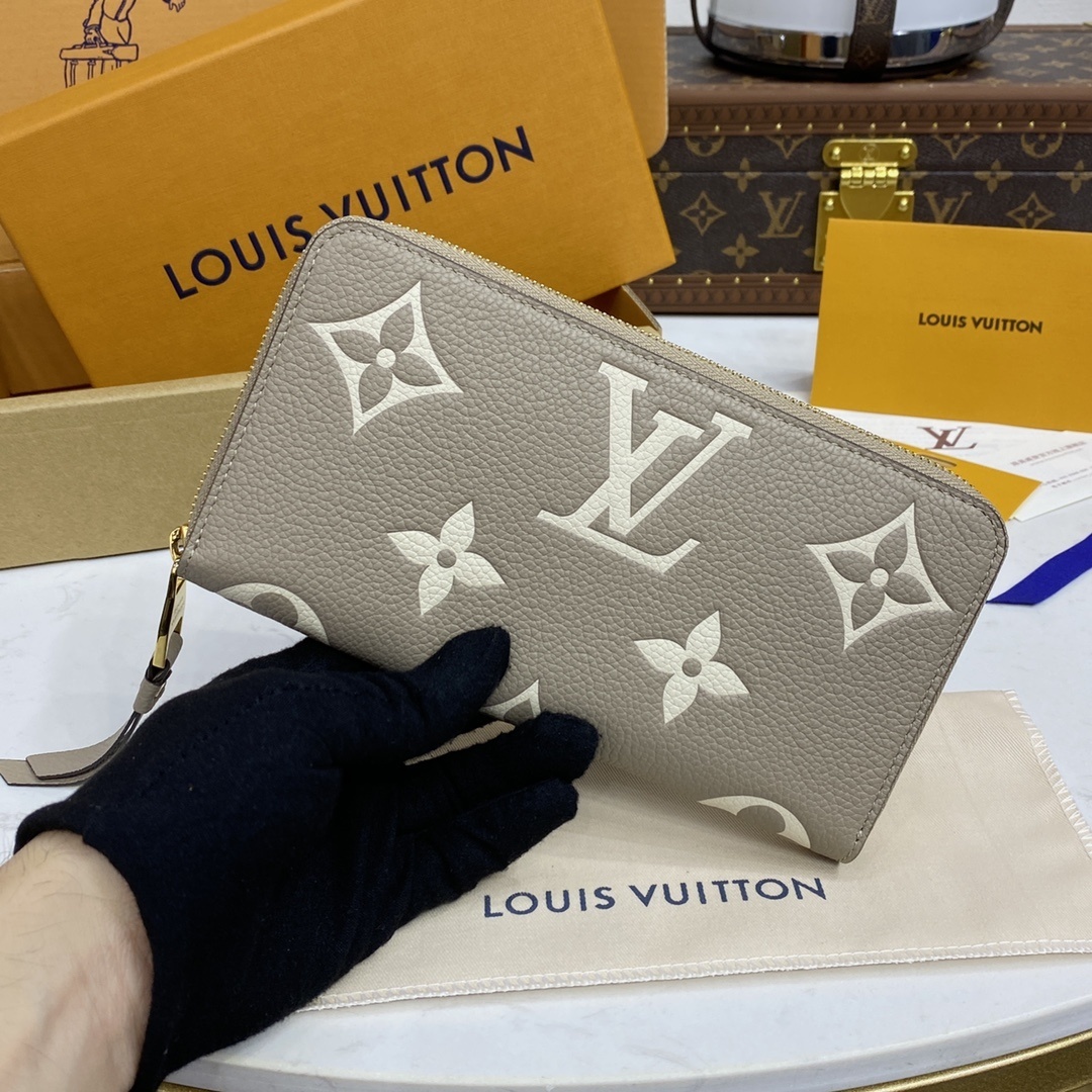 LV wallet M80481