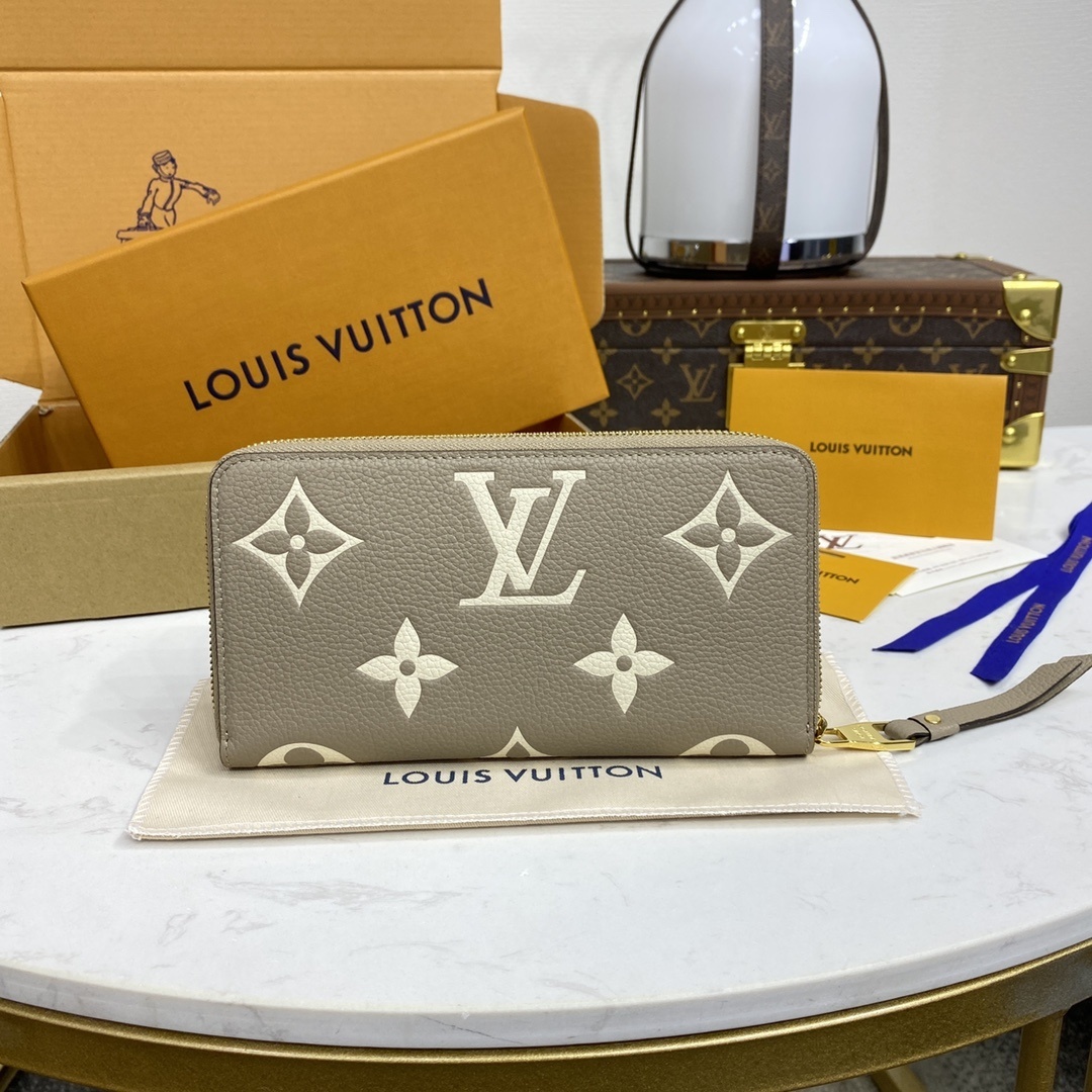 LV wallet M80481