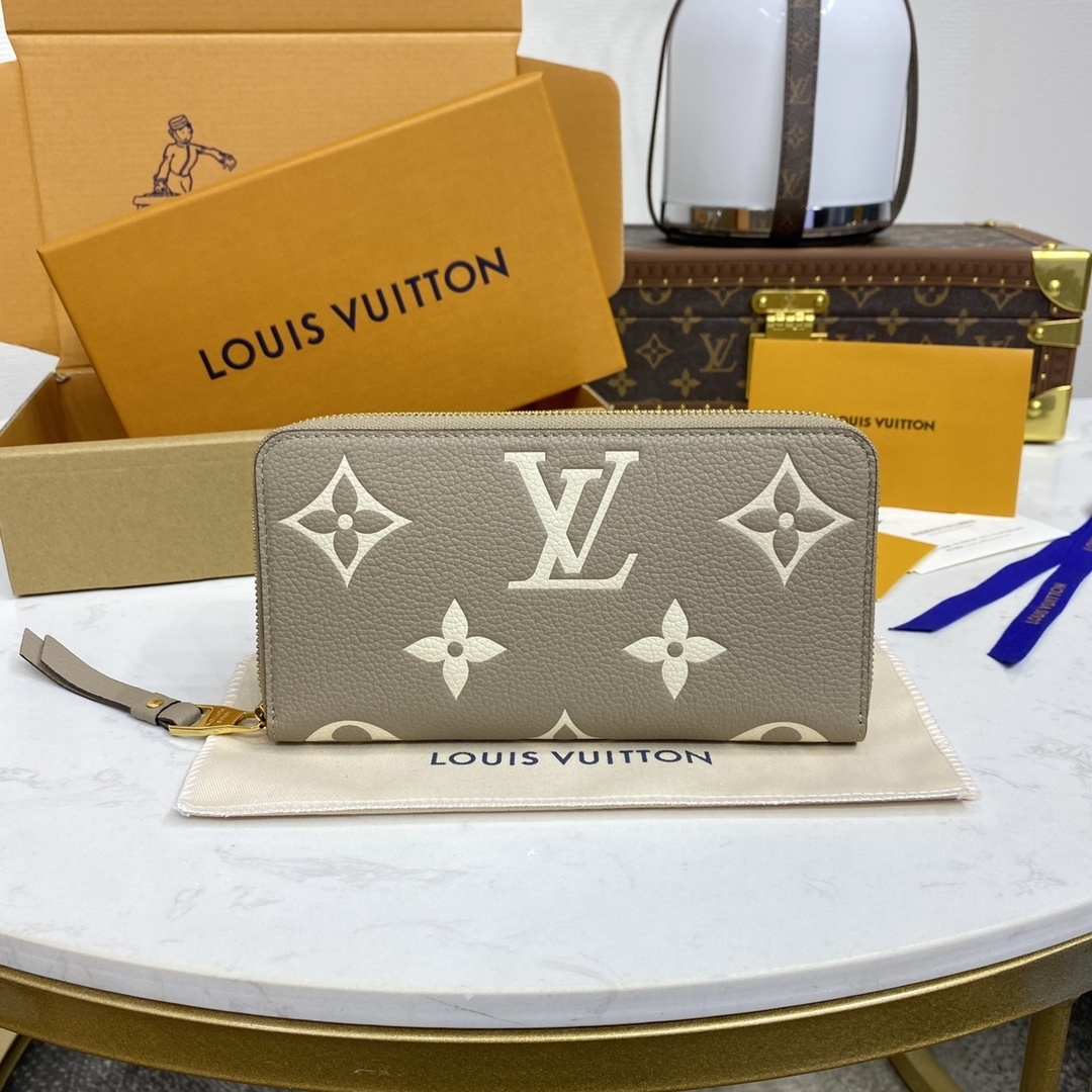 LV wallet M80481