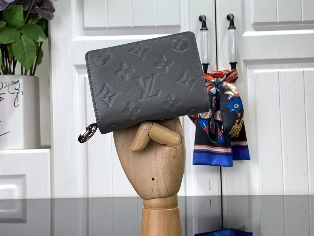 LV wallet m81673 81599