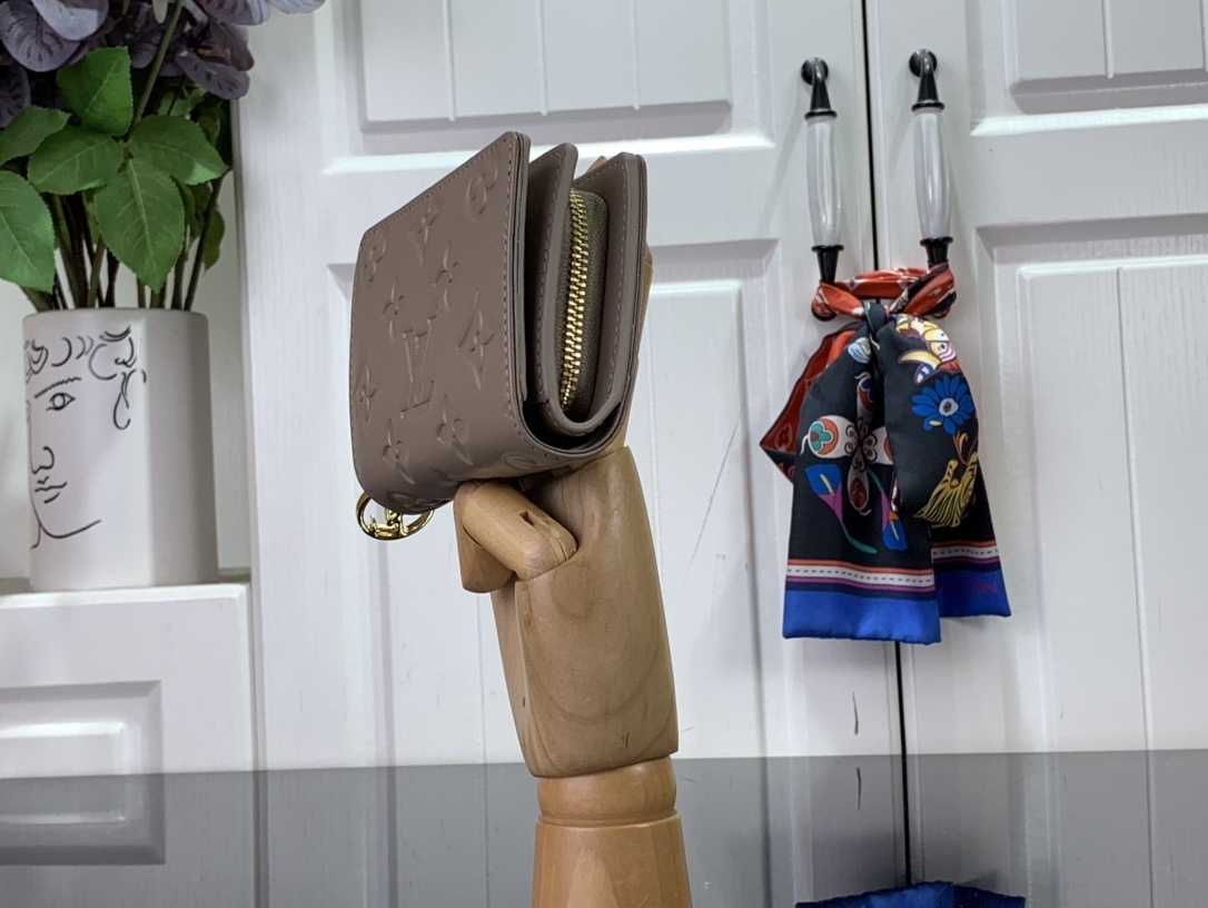 LV wallet m81673 81599