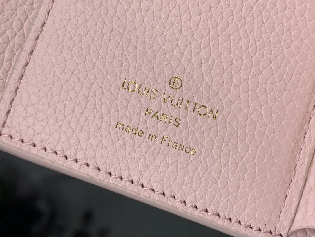 LV wallet M82348