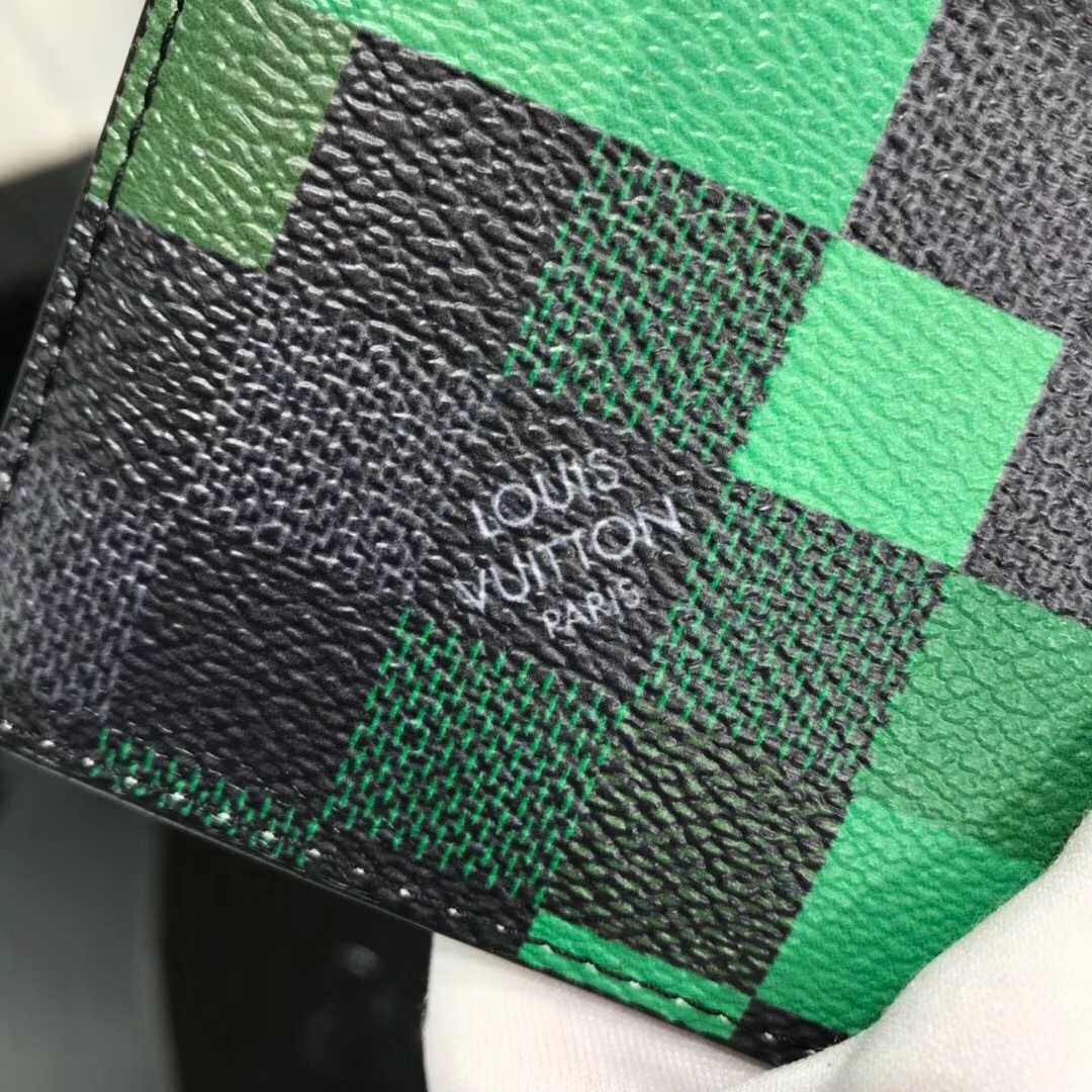 LV wallet N60182