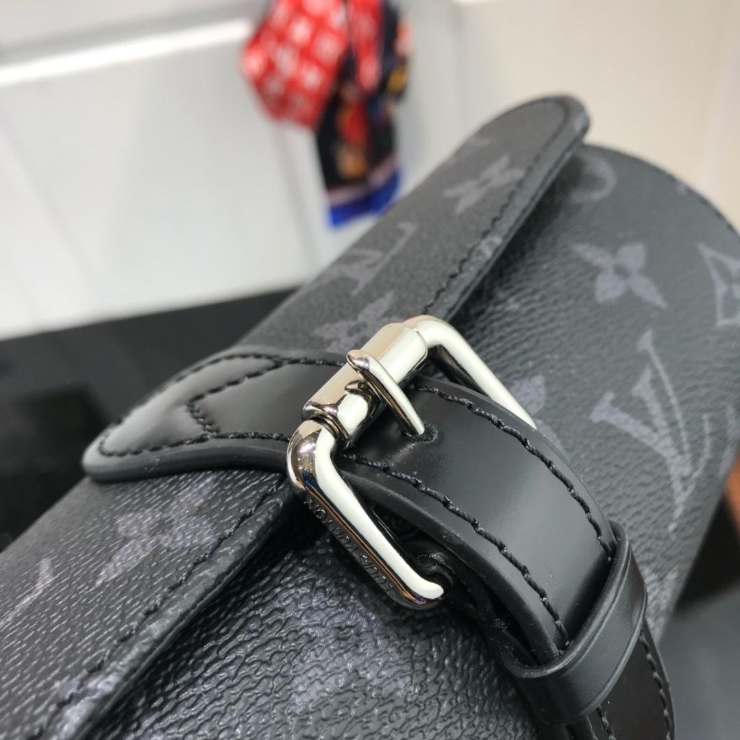 LV Watch box M47530