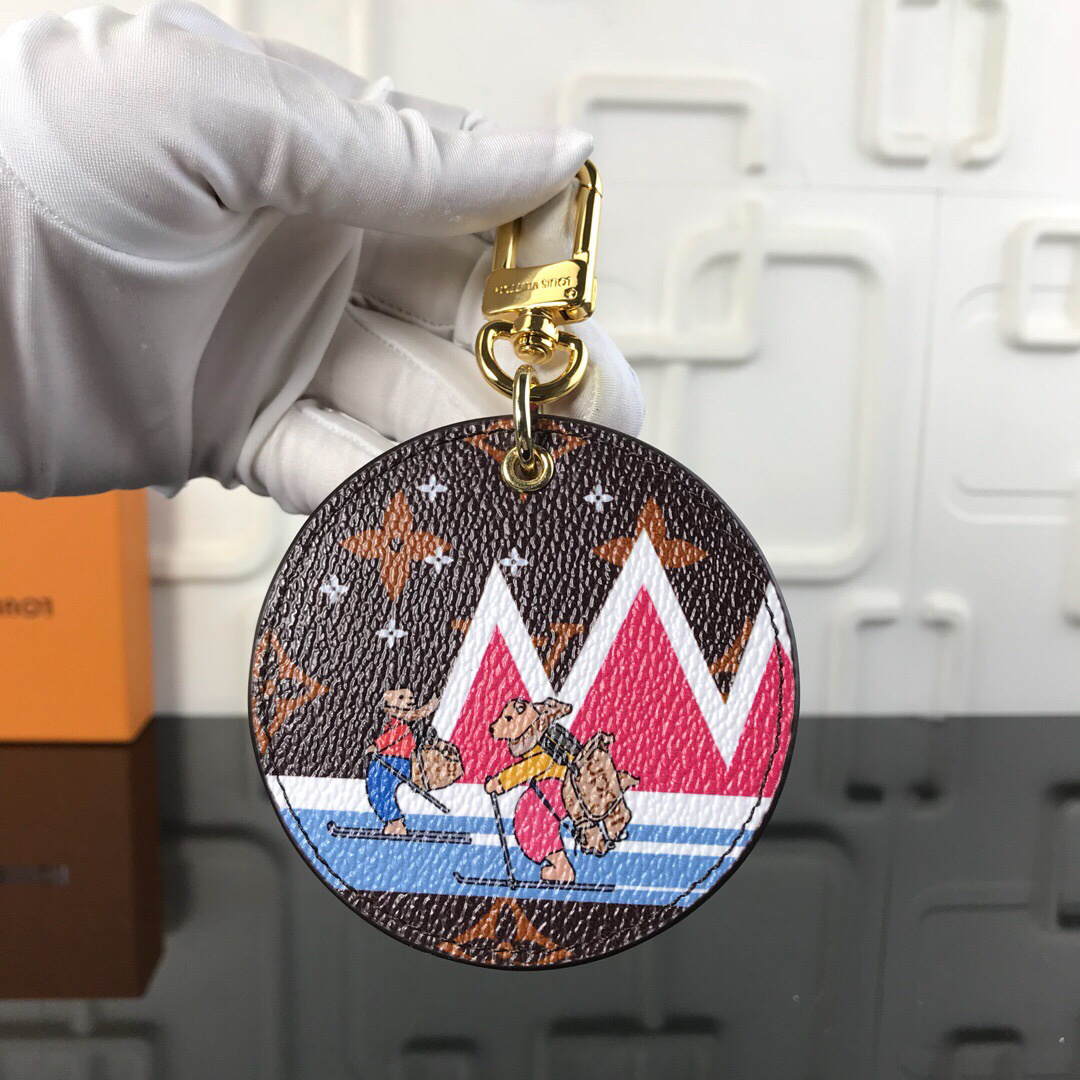 LV XMAS ANIMALS BAG CHARMS KEY CHAINS M63750