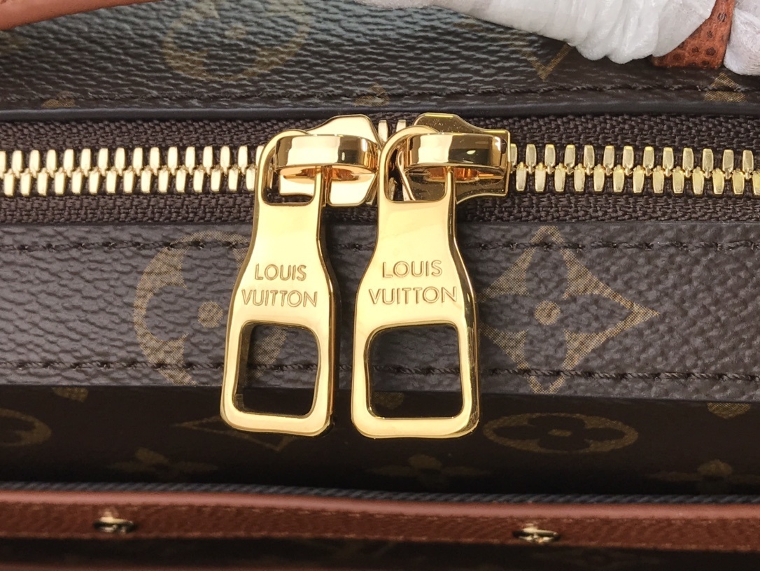 LV XNBA HANDLE TRUNK M45785