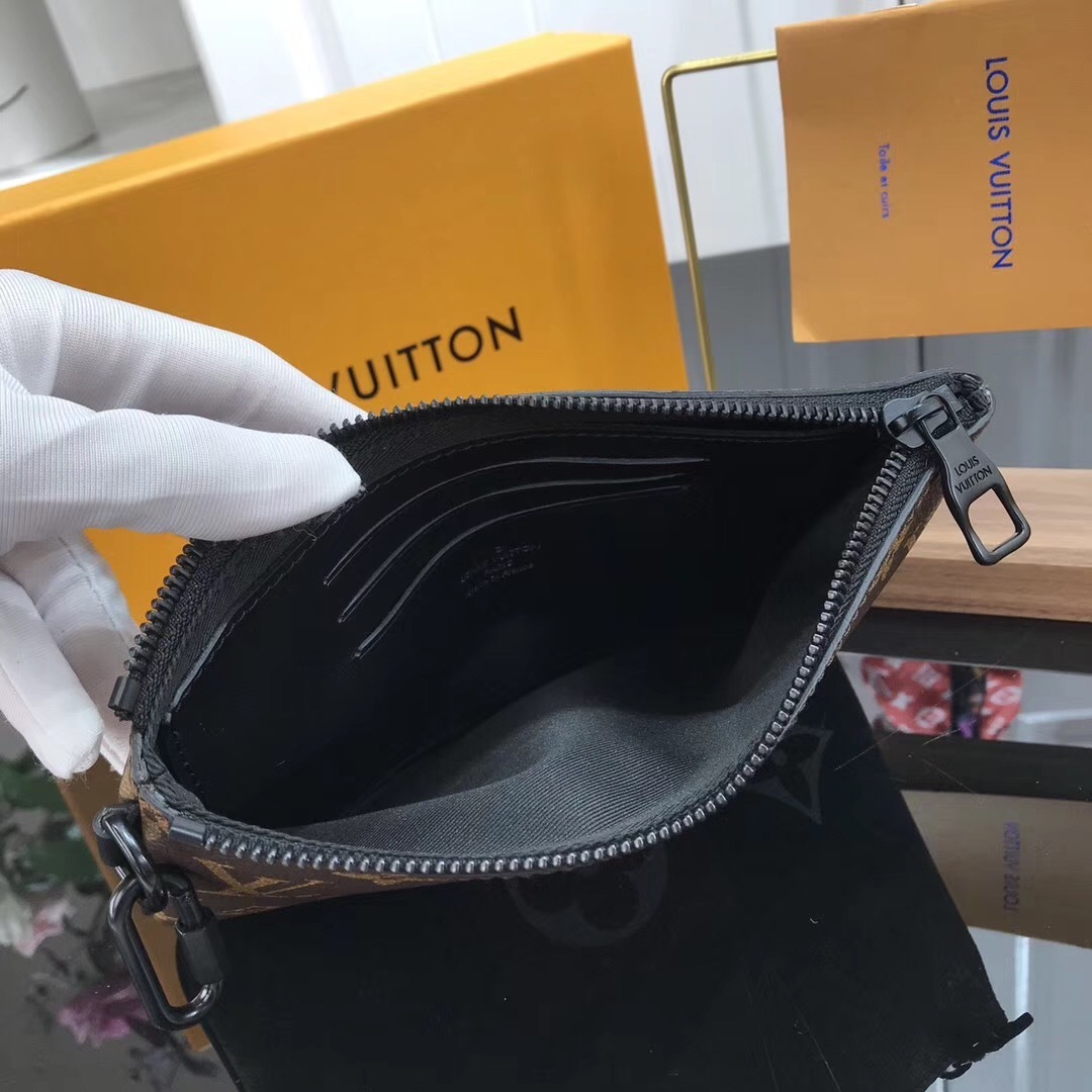 LV ZIPPED POUCH GM M67814