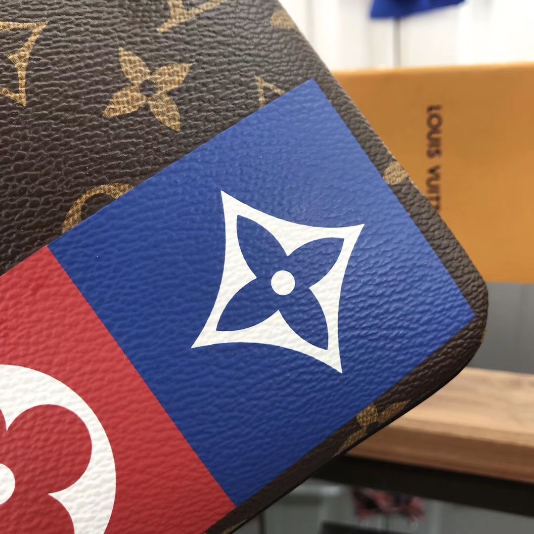 LV ZIPPED POUCH GM M67814