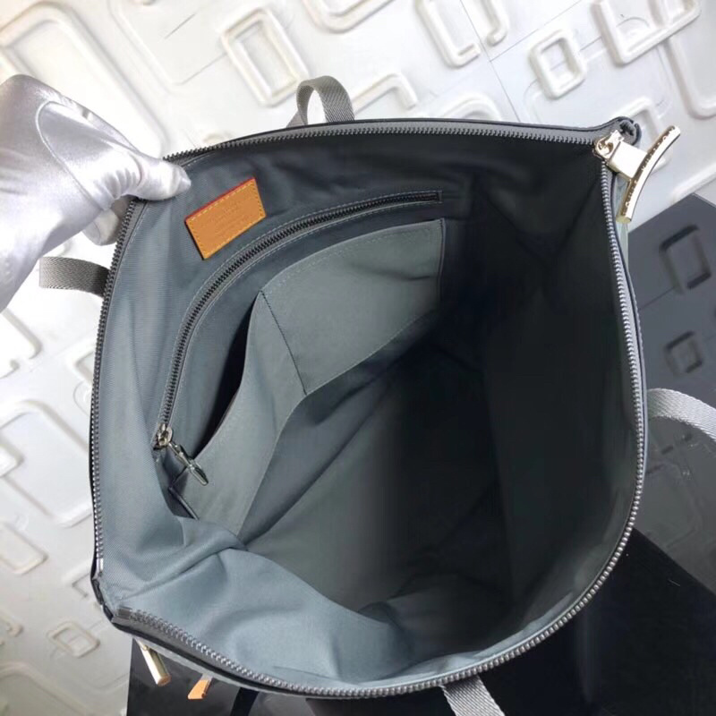 LV ZIPPED TOTE Bag M43887