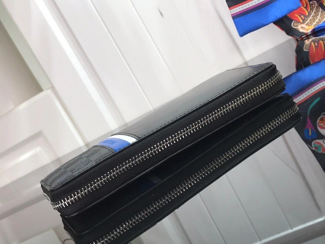 LV ZIPPT ORGANIZER M69541