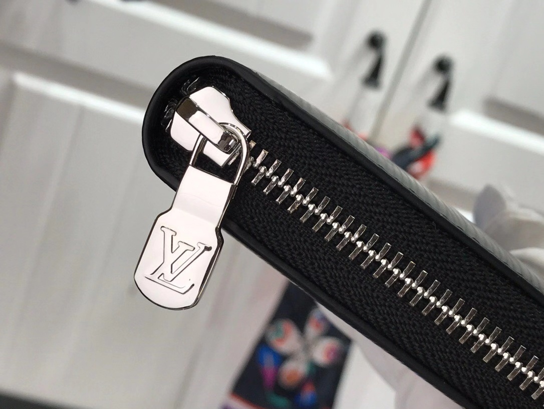 LV ZIPPT ORGANIZER M69541