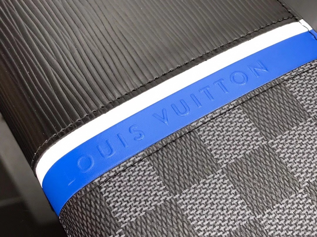 LV ZIPPT ORGANIZER M69541