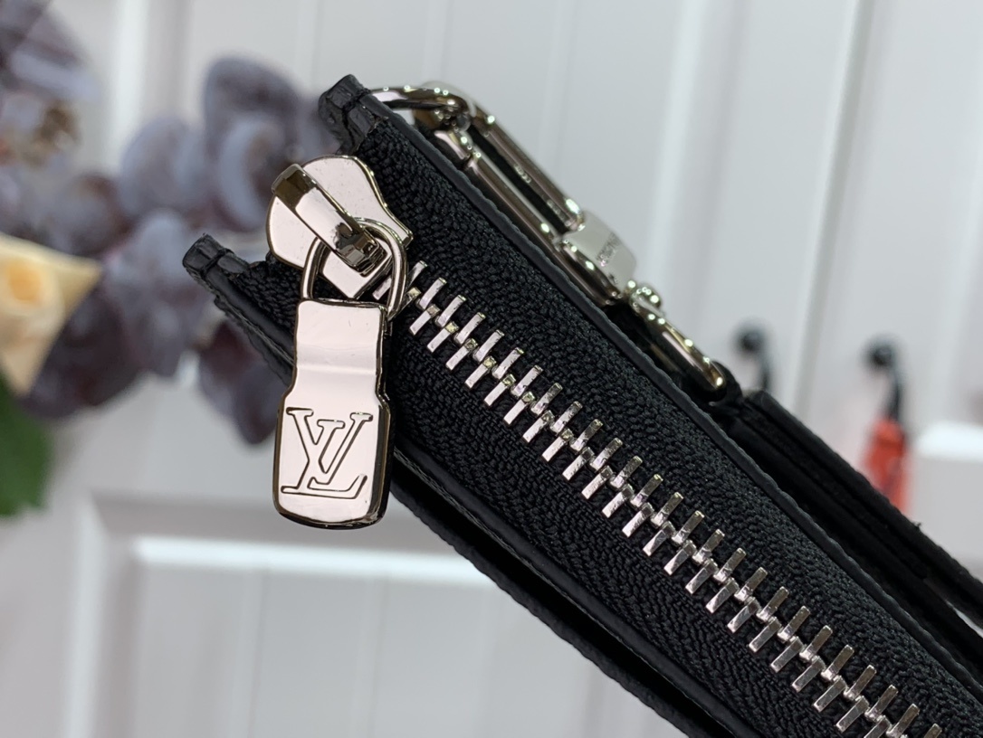 LV ZIPPY BRAGONNE wallet N60379