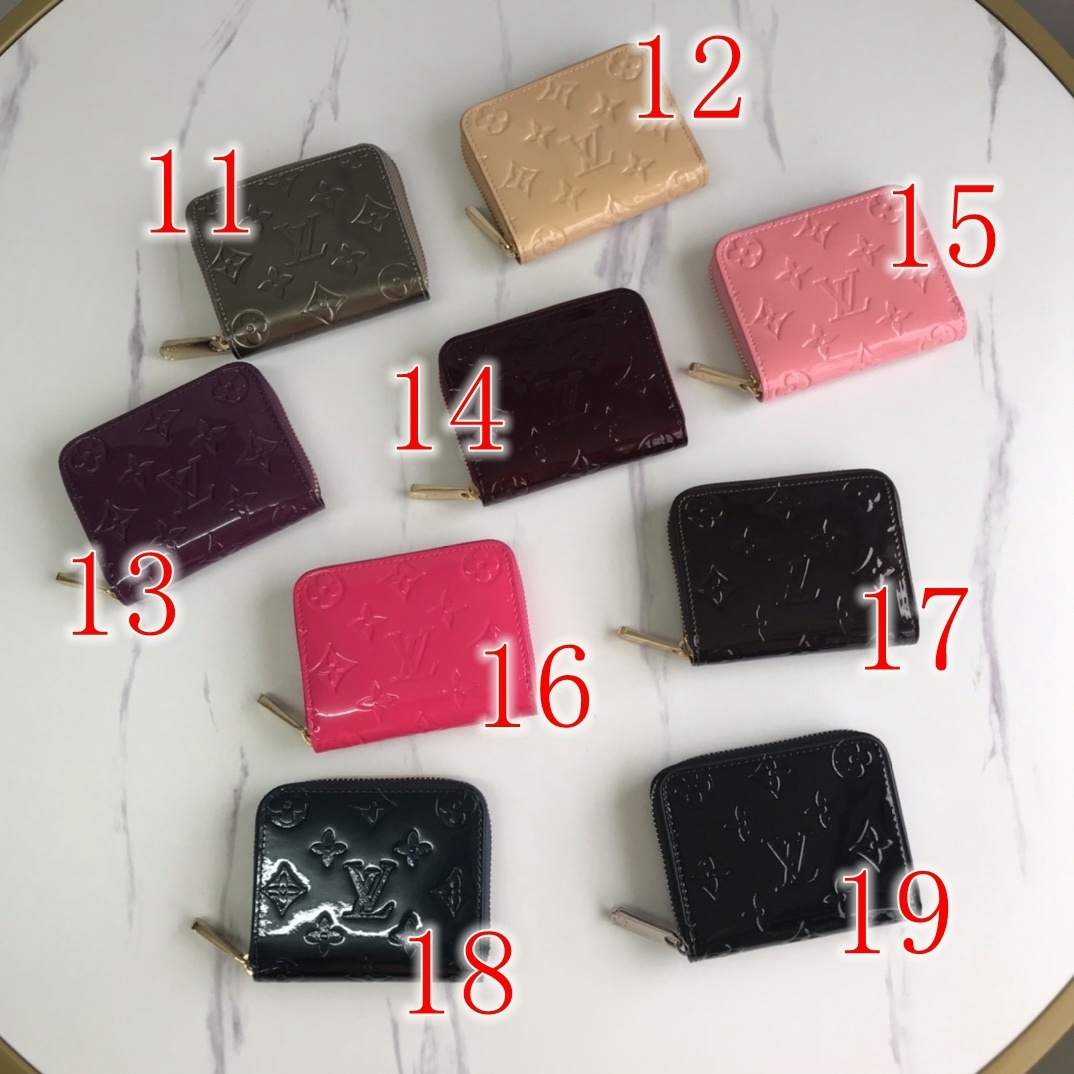 LV ZIPPY COIN PURSE M60067 