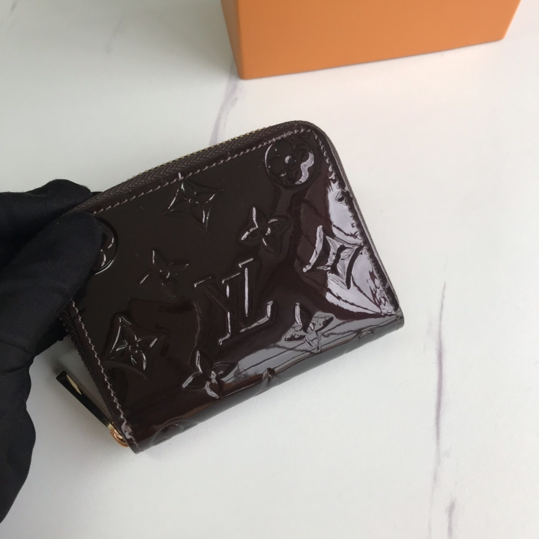 LV ZIPPY COIN PURSE M60067 