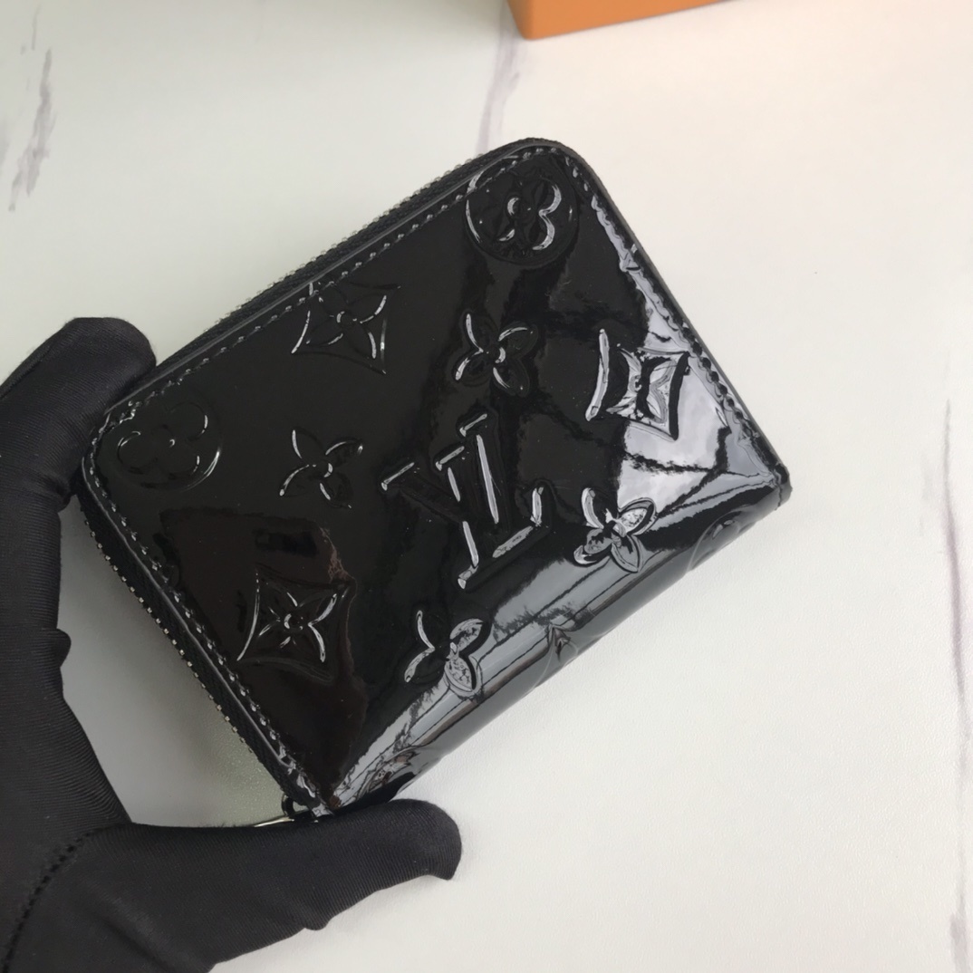 LV ZIPPY COIN PURSE M60067 
