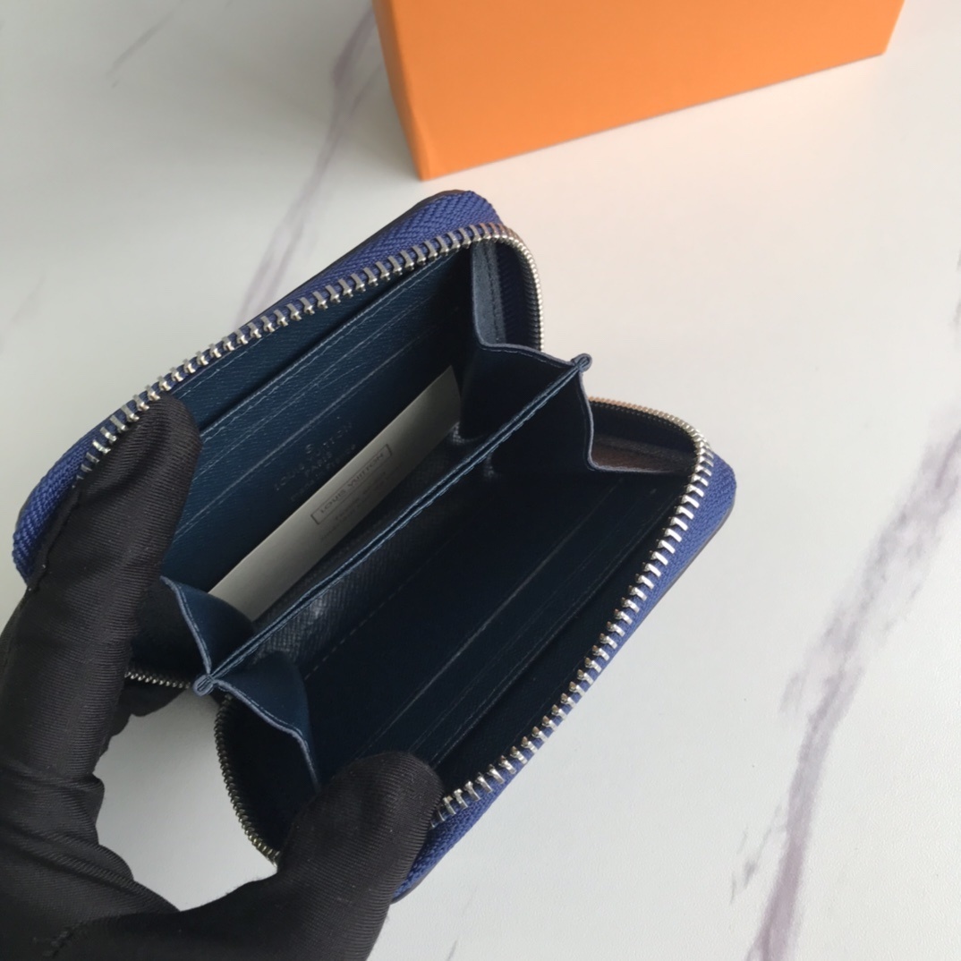 LV ZIPPY COIN PURSE M60067 