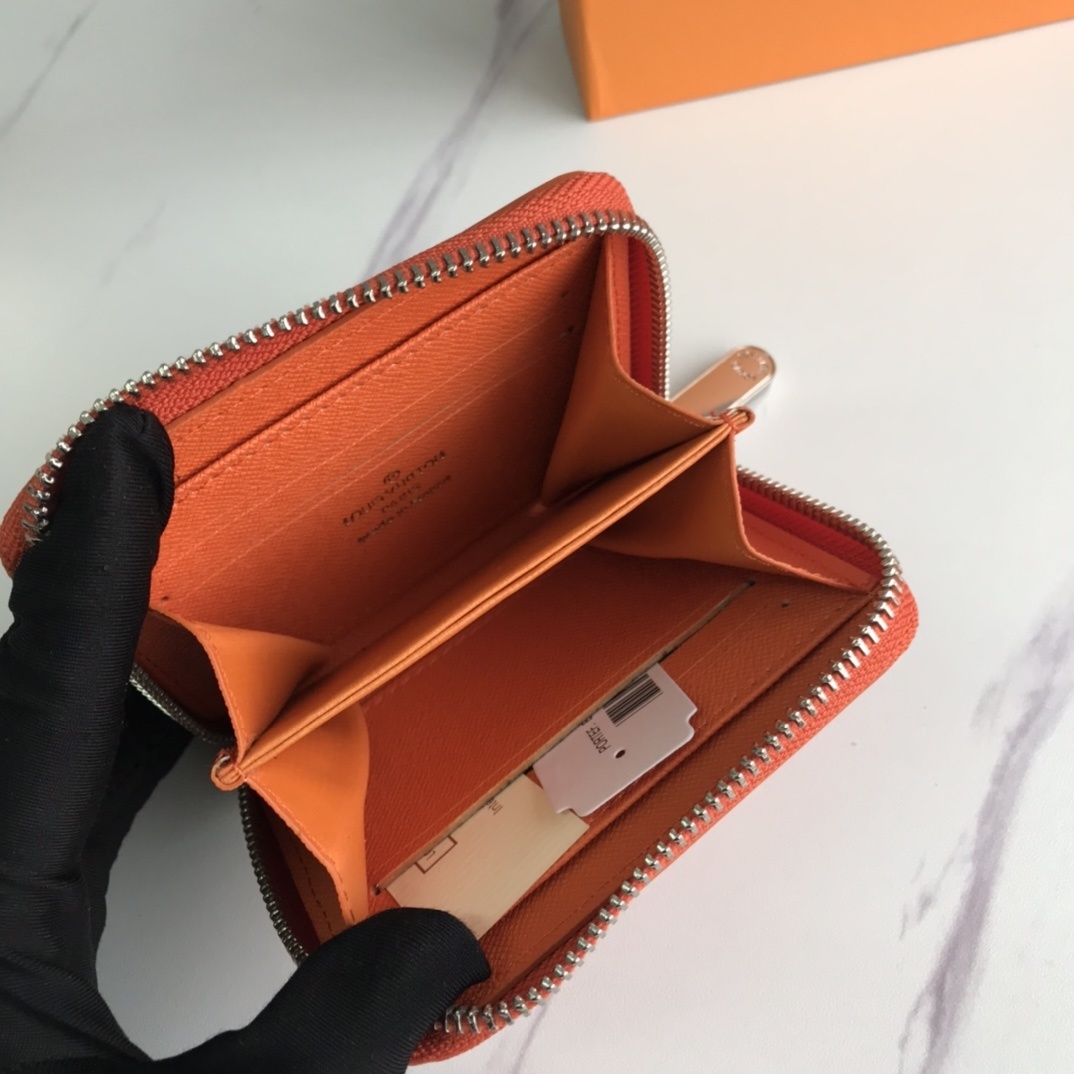LV ZIPPY COIN PURSE M60067 