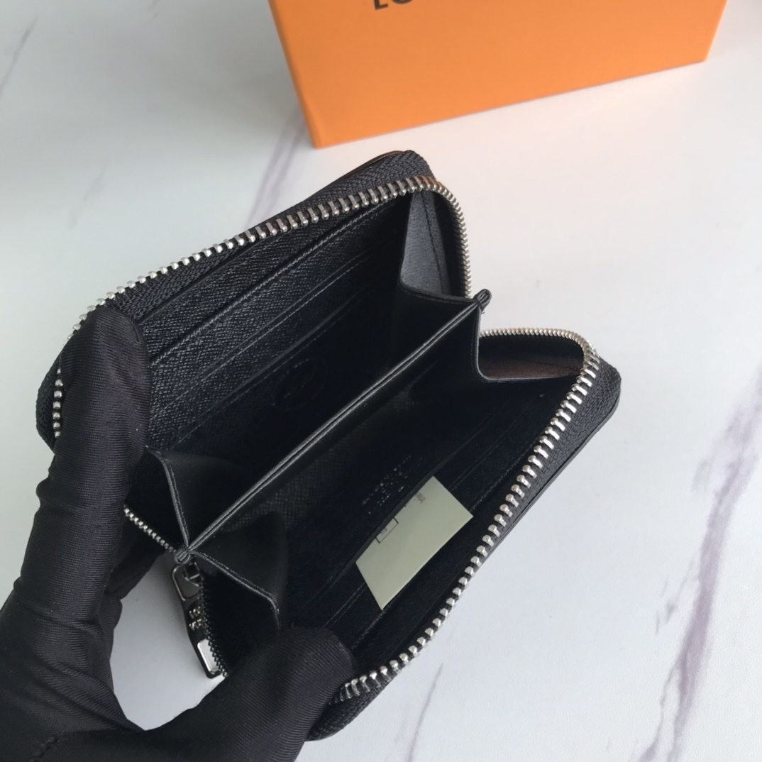 LV ZIPPY COIN PURSE M60067 
