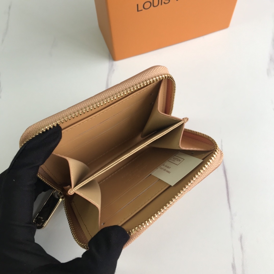 LV ZIPPY COIN PURSE M60067 