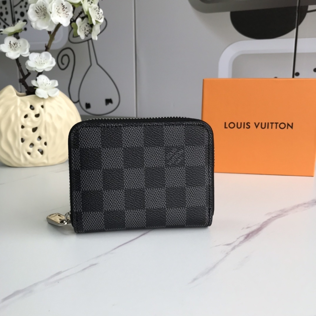 LV ZIPPY COIN PURSE M60067 