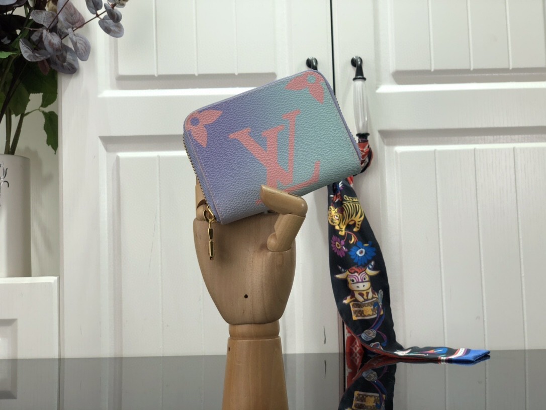 LV ZIPPY COIN PURSE M60067ZF