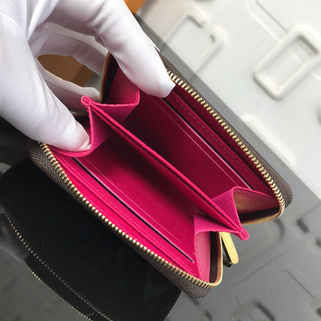 LV ZIPPY COIN PURSE M63831 