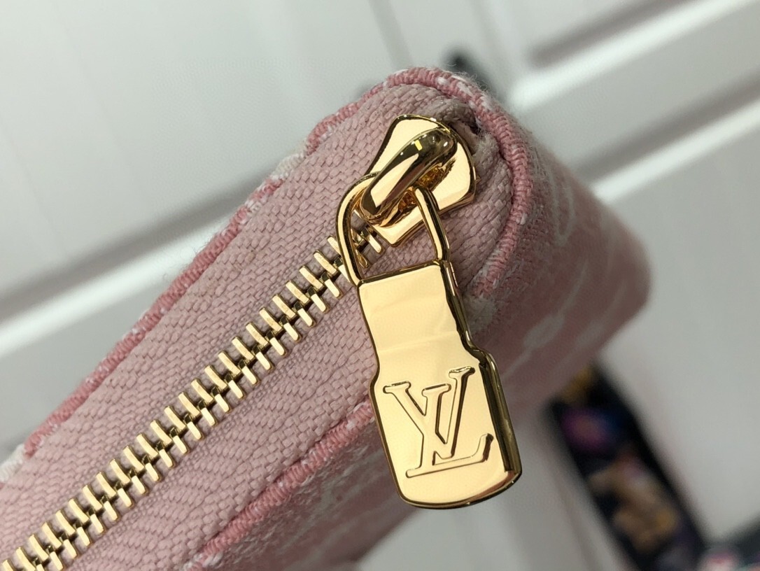 LV ZIPPY COIN PURSE M81185 