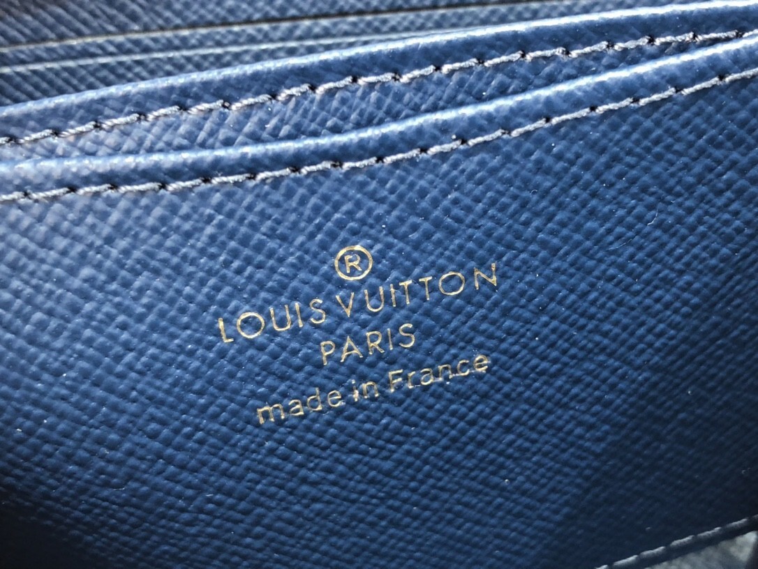 LV ZIPPY COIN PURSE M81185 