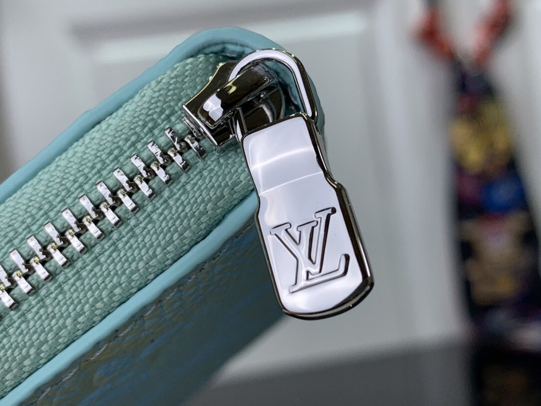 LV ZIPPY COIN PURSE M81467