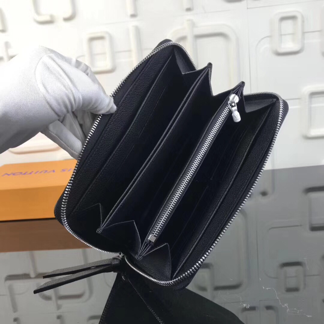 LV ZIPPY LOCKME M62622