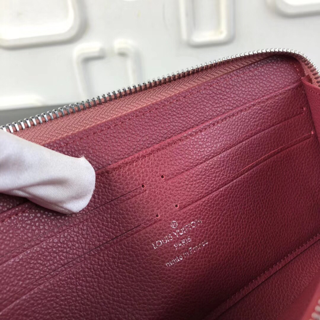 LV ZIPPY LOCKME M62622