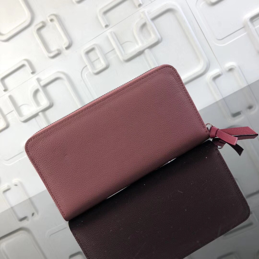 LV ZIPPY LOCKME M62622