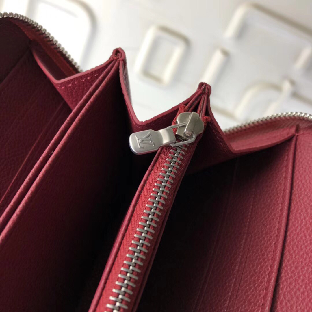 LV ZIPPY LOCKME M62622