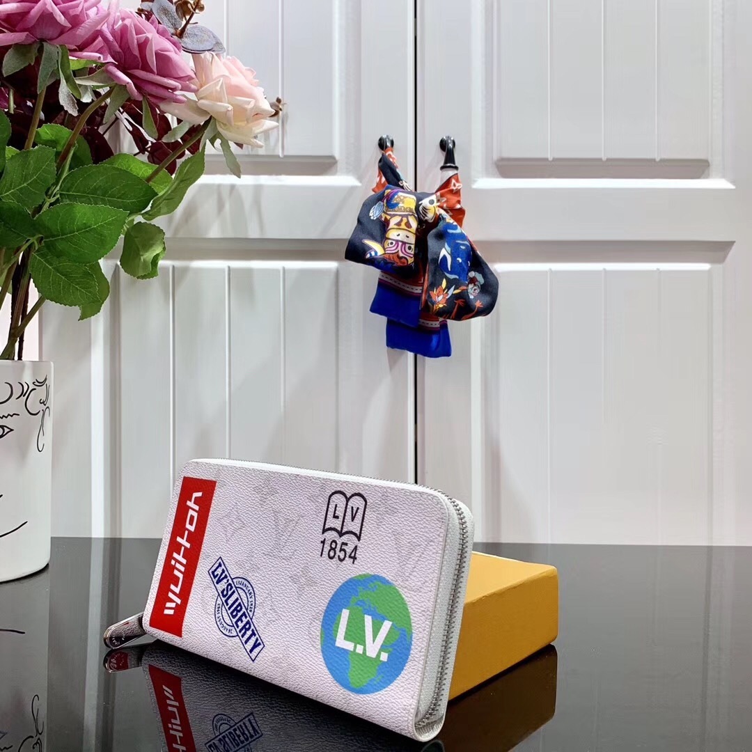 LV ZIPPY ORGANIZER M67824