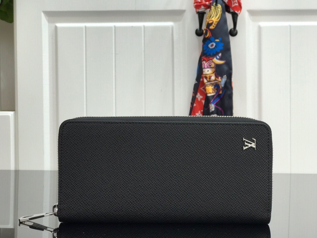 LV ZIPPY VERTICAL wallet M30317