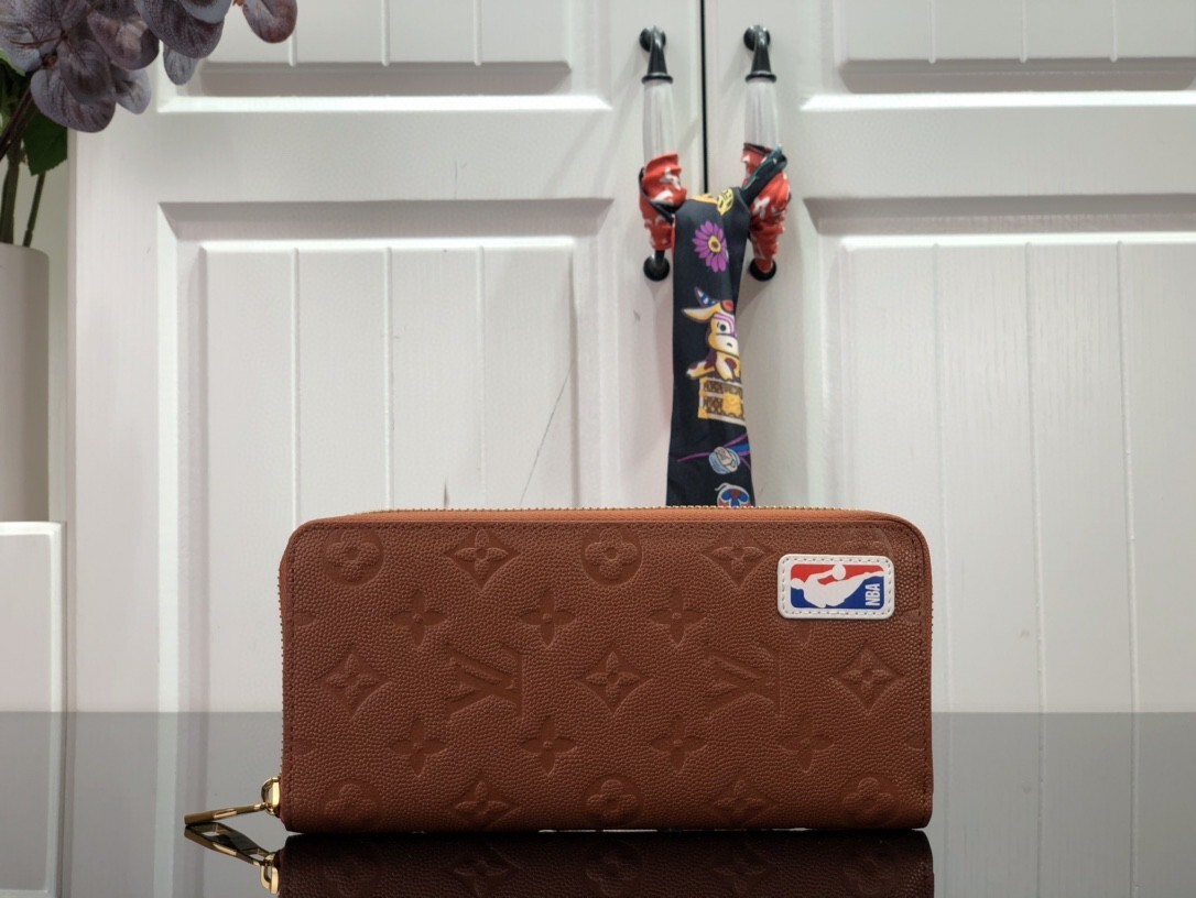 LV ZIPPY VERTICAL wallet M80548