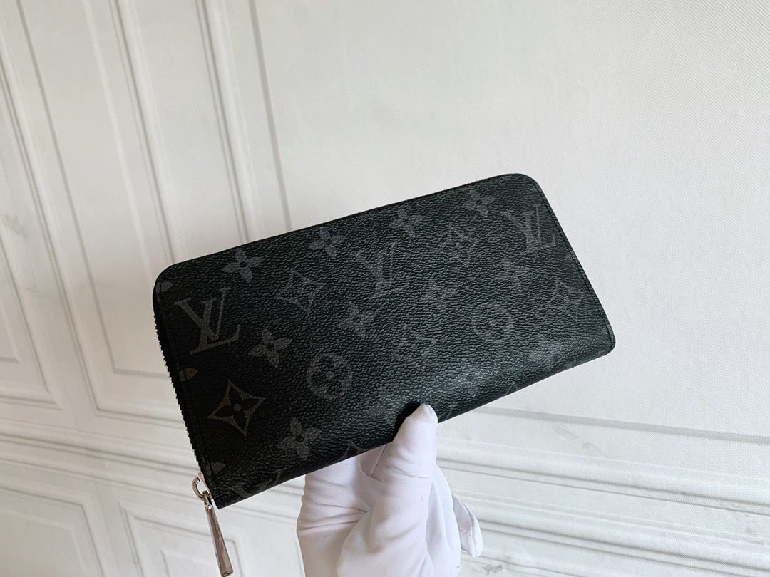 LV ZIPPY wallet M60017 