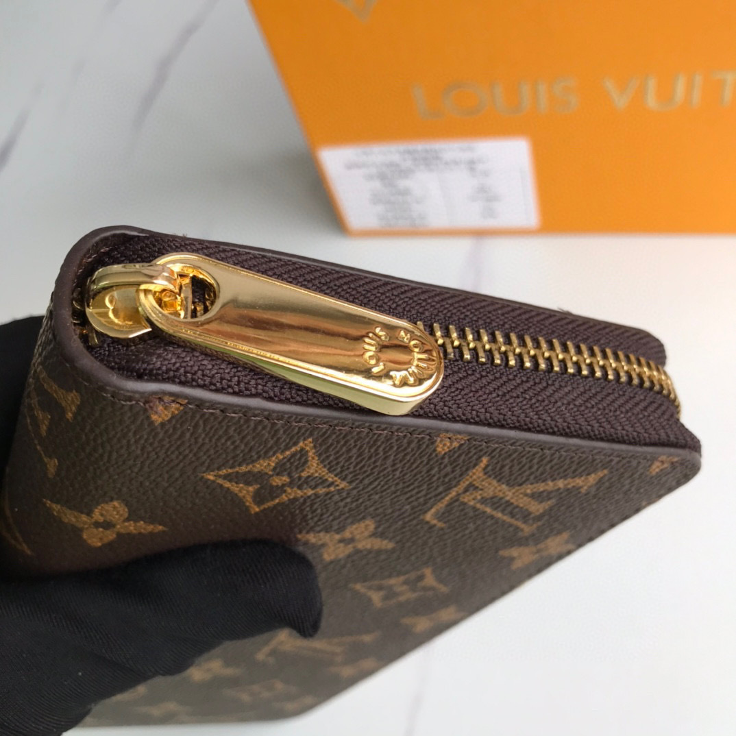LV ZIPPY wallet M60017 