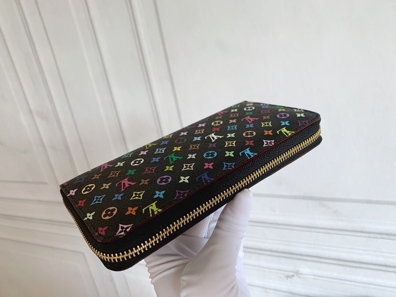 LV ZIPPY wallet M60017 