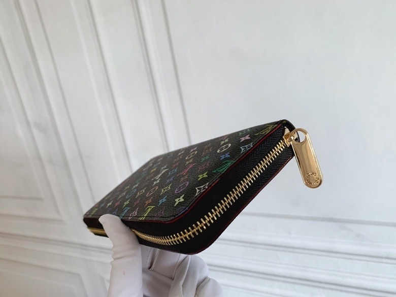 LV ZIPPY wallet M60017 