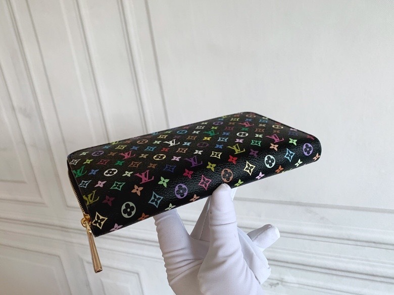 LV ZIPPY wallet M60017 