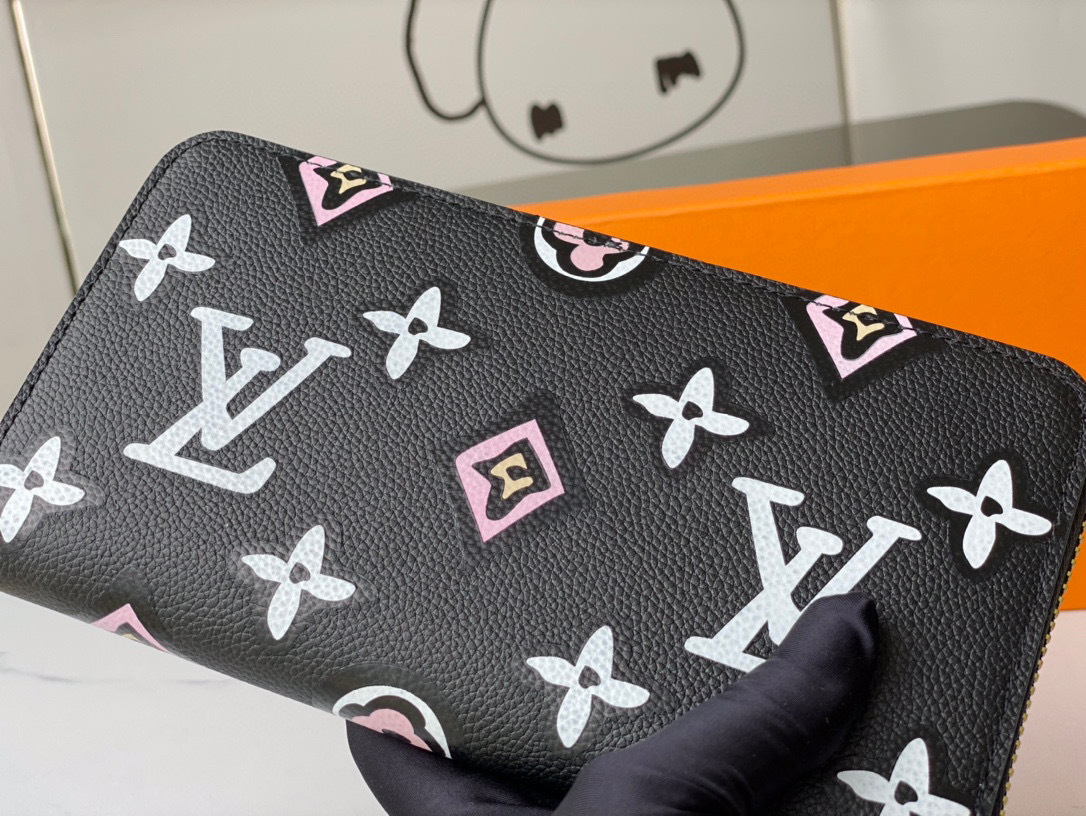 LV ZIPPY wallet M60017 