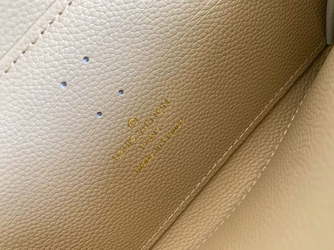 LV ZIPPY wallet M60017 