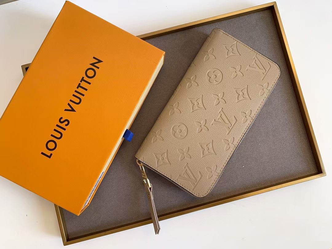 LV ZIPPY wallet M60017 