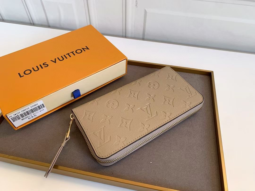 LV ZIPPY wallet M60017 