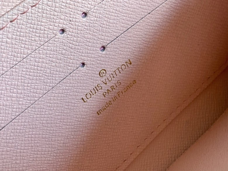 LV ZIPPY wallet M60017 