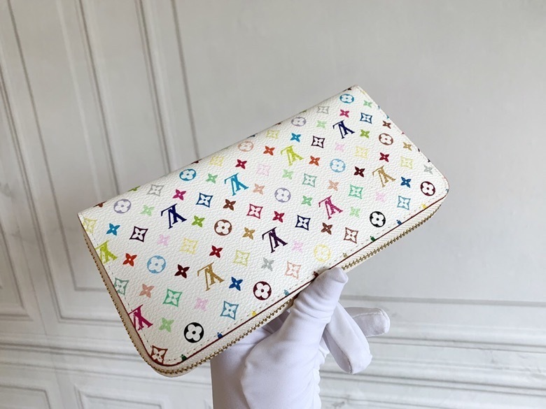 LV ZIPPY wallet M60017 
