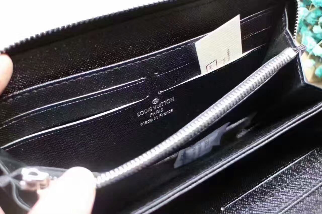 LV Zippy wallet M60017C